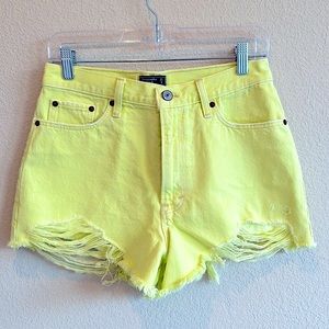 Abercrombie and Fitch high waisted shorts in yellow, size 27/4